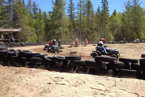 Trailhead Bar, Restaurant & Campground
