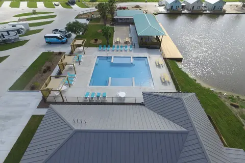 R and R RV Resort and Casitas
