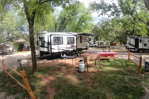 Alpen Rose RV Park