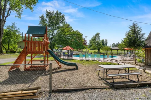 Mountaineer Campground