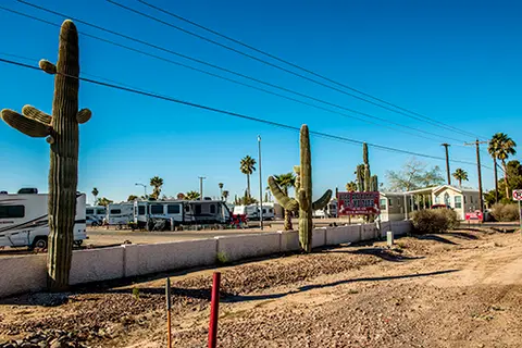 High Chaparral Mobile Home and RV Park