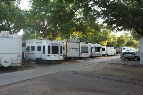 Sandy Lake MH and RV Resort