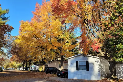 Ozark Highlands Motorhome Park- RV Park