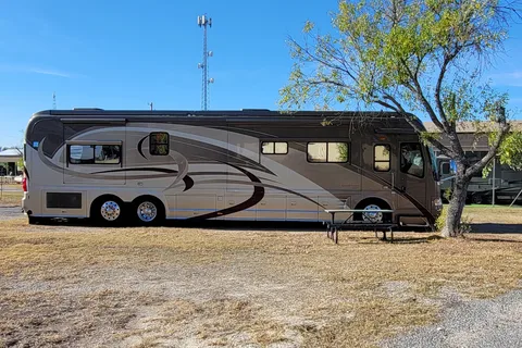 Holiday Trav-L-Park