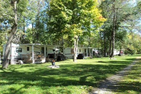 Sandy Beach Resort and Trailer Court