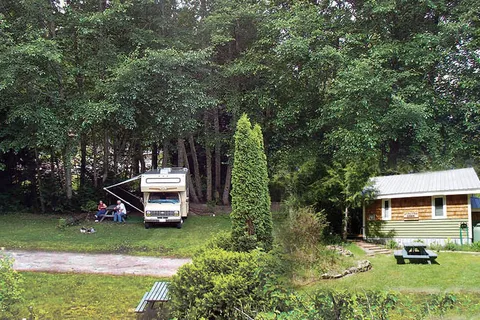 Sunlund By-The-Sea RV Park and Campground