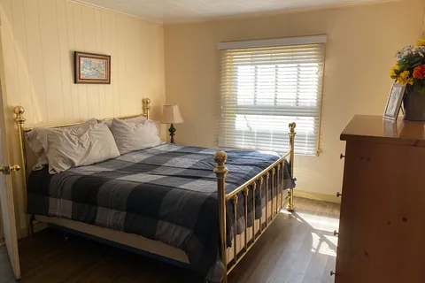 Narrows Lodge Resort