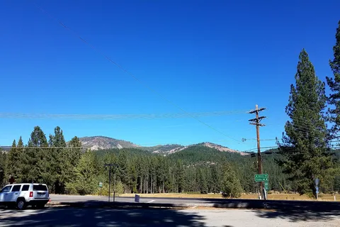 Movin' West RV Park