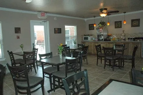 The Veranda Inn