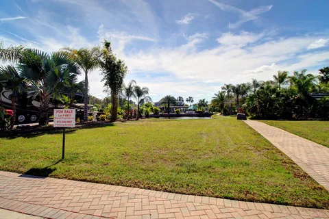 The Woods RV and Park Model Resort (Nudist)