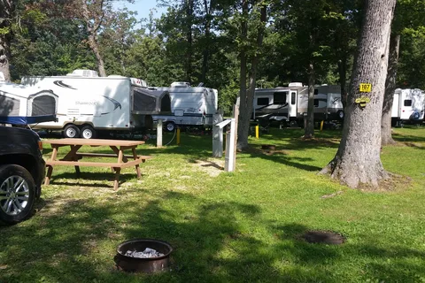 Wanna Bee Campground and RV Resort