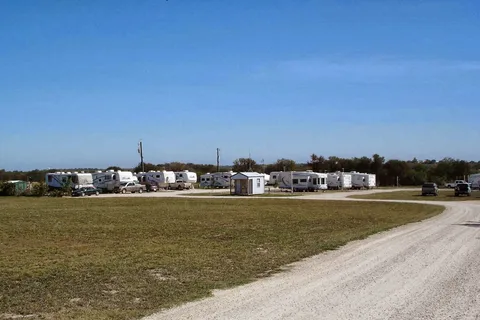 Patriot RV Park-Seguin