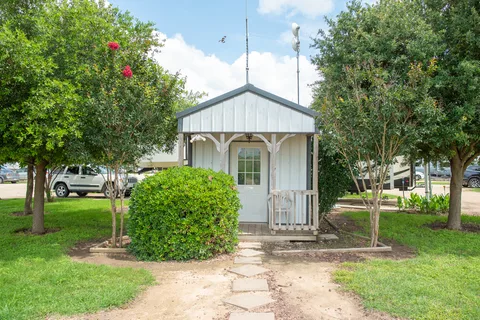 Patriot RV Park-Seguin