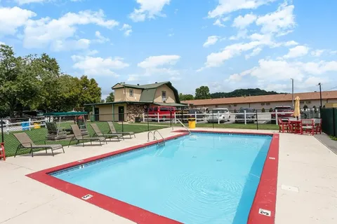 Nashville North RV Resort