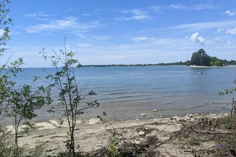 Selkirk Provincial Park