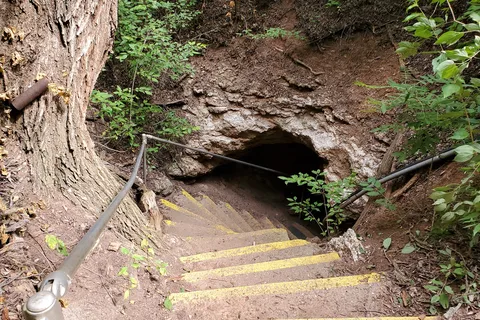 Alabaster Caverns State Park