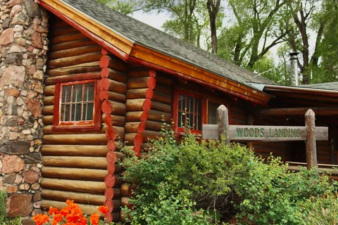 Woods Landing Resort