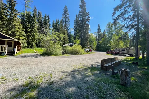 Bridge Lake Provincial Park Campground