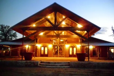 Antler Oaks Lodge and RV Resort
