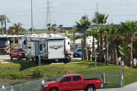 Tiki Tom's RV Park