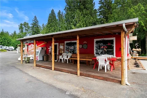 Cove RV Park and Store