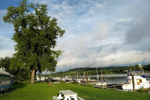 Portland Riverside Campground