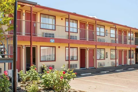 Ashland Valley Inn
