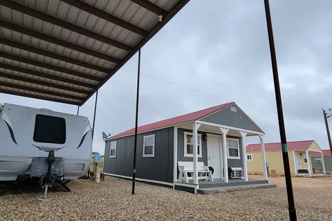 Stateline Cabins & RVs