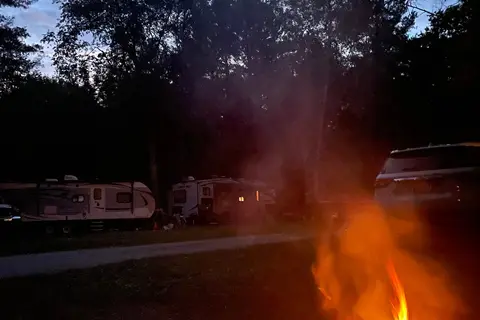 Old Log Resort and Campground