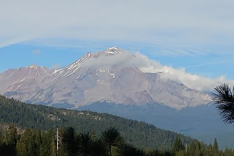 Riverside - Castle Crags State Park
