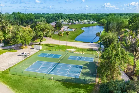 Seasons in the Sun RV Resort