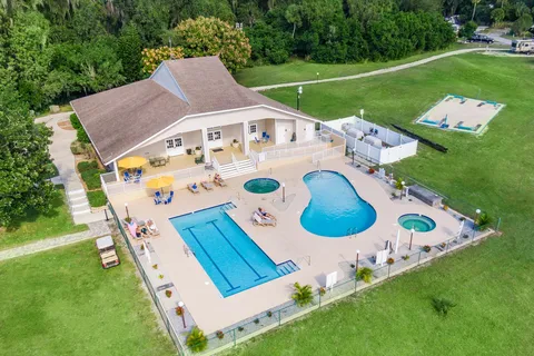 Seasons in the Sun RV Resort