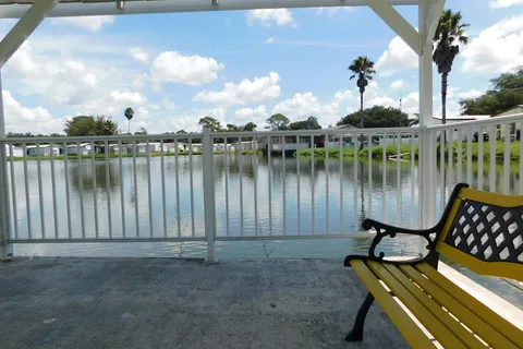 Palm View Gardens RV Resort