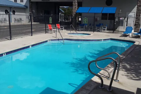 Sparks Marina RV Park