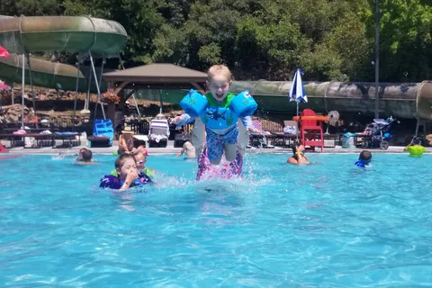 Heise Hot Springs Inc