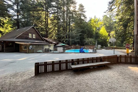 Cotillion Gardens RV Park