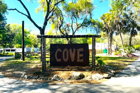 The Cove Pub Campground