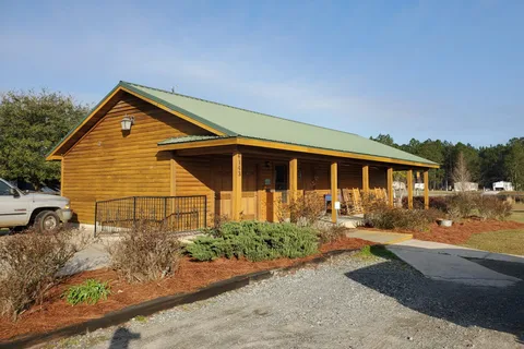 Cain's Creekside RV Park