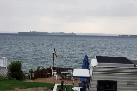 Merry Knoll 1000 Islands Campground