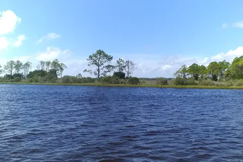 Sunset Isle RV and Yacht Club Resort