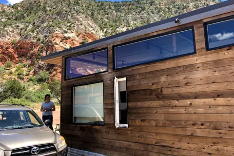Cliffside Cabins and RV Park