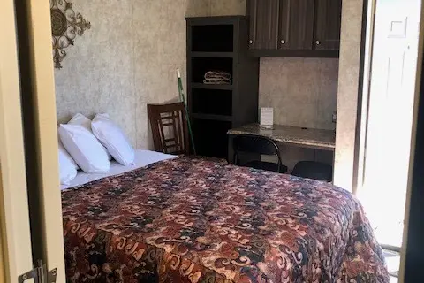 Shady Oaks RV, Cabins and GuestHouse