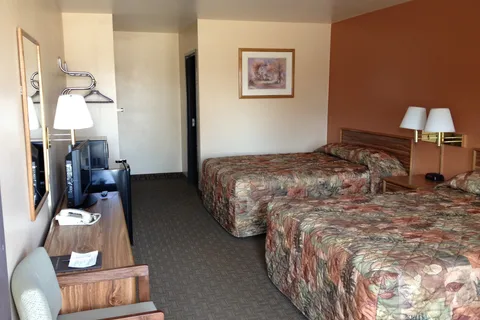 Cottonwood Inn RV Park