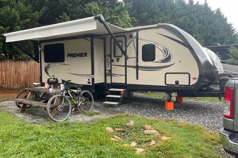 Grumpy Bear RV Park and Campground