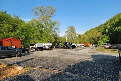 Grumpy Bear RV Park and Campground