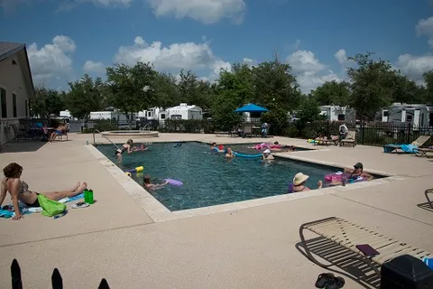 Jetstream RV Resort at Pearland
