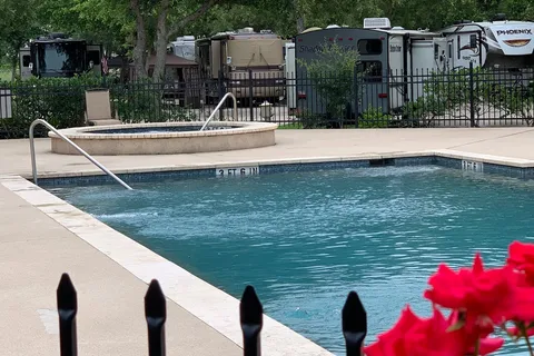 Jetstream RV Resort at Pearland
