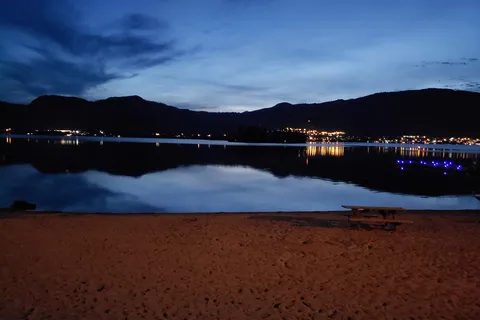 Walton's Lakefront Resort