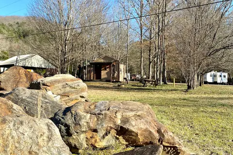 J and J's Getaway Campground and RV Park
