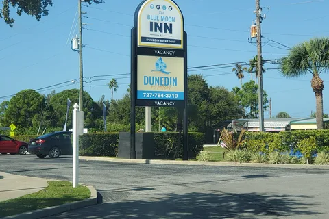 Dunedin RV Resort and Blue Moon Inn